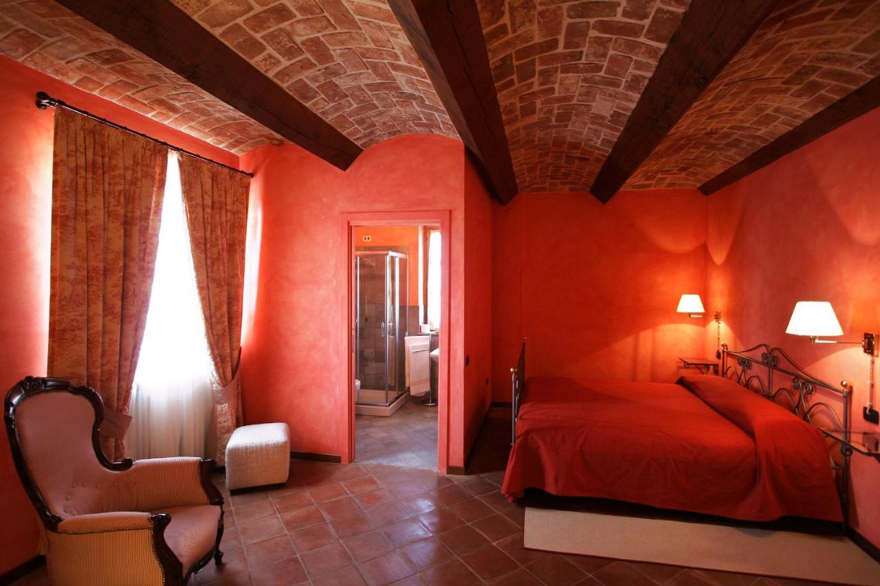 Foresteria Ristorante Conti Roero Monticello d'Alba ภายนอก รูปภาพ